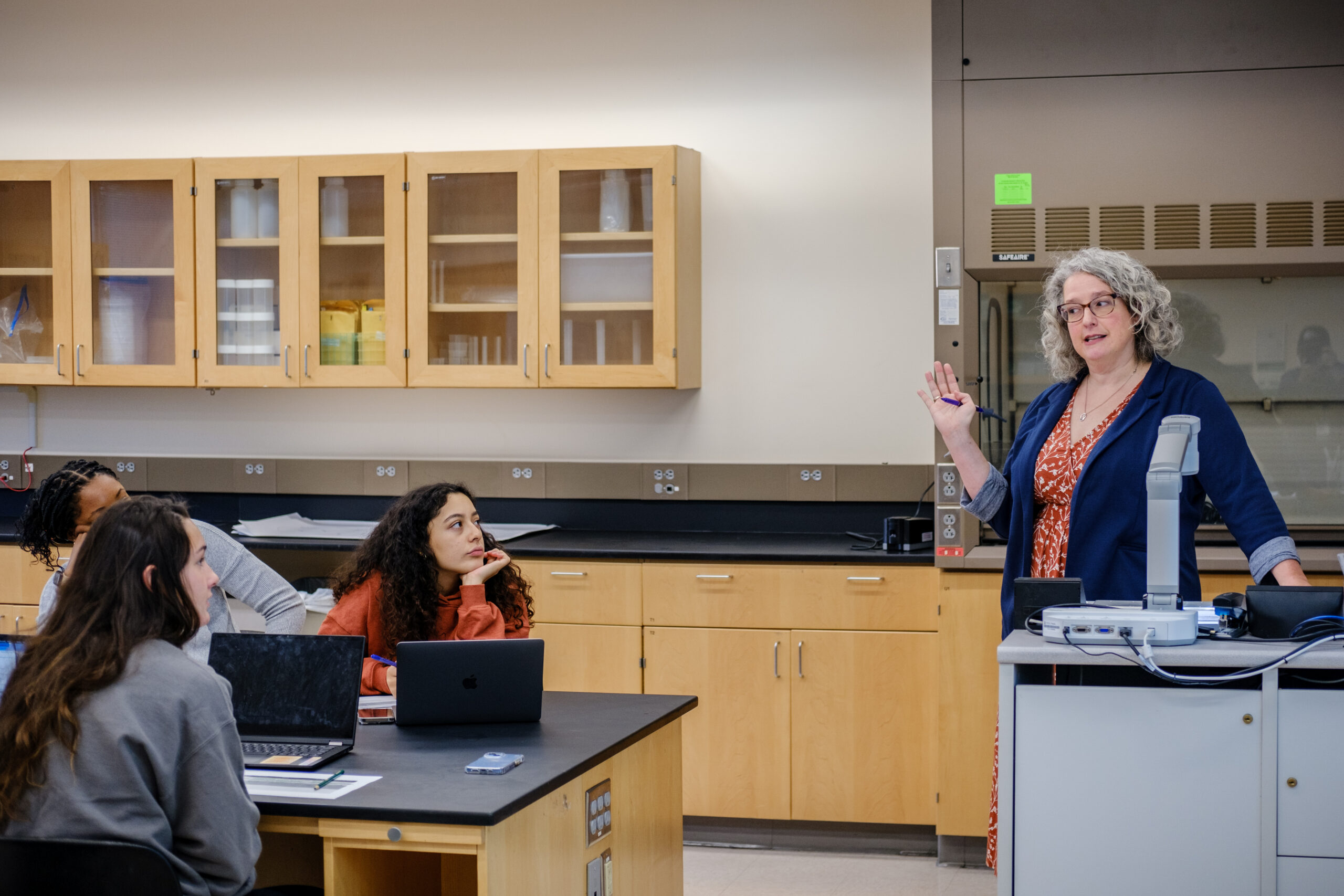 Heather Rushforth leads a biology class.